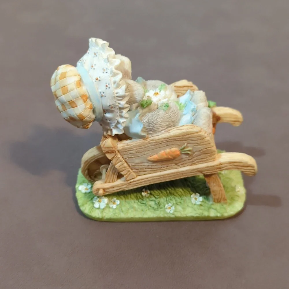 1995 My Blushing Bunnies Springtime Blessings Numbered Piece Bunny Wheelbarrow